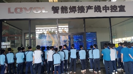 图片5(1).jpg 图片5(1).jpg